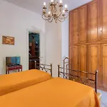 2 Bedroom Beautiful In Apartment Stresa