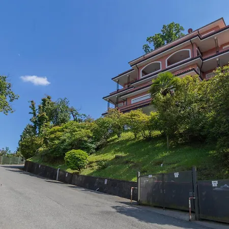 2 Bedroom Beautiful In ستريزا