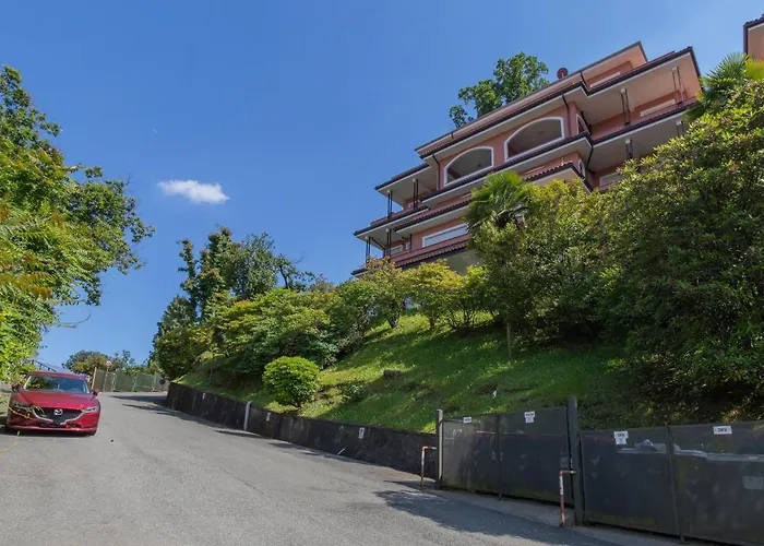 2 Bedroom Beautiful In 스트레사