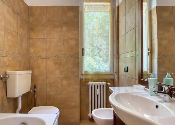 2 Bedroom Beautiful In